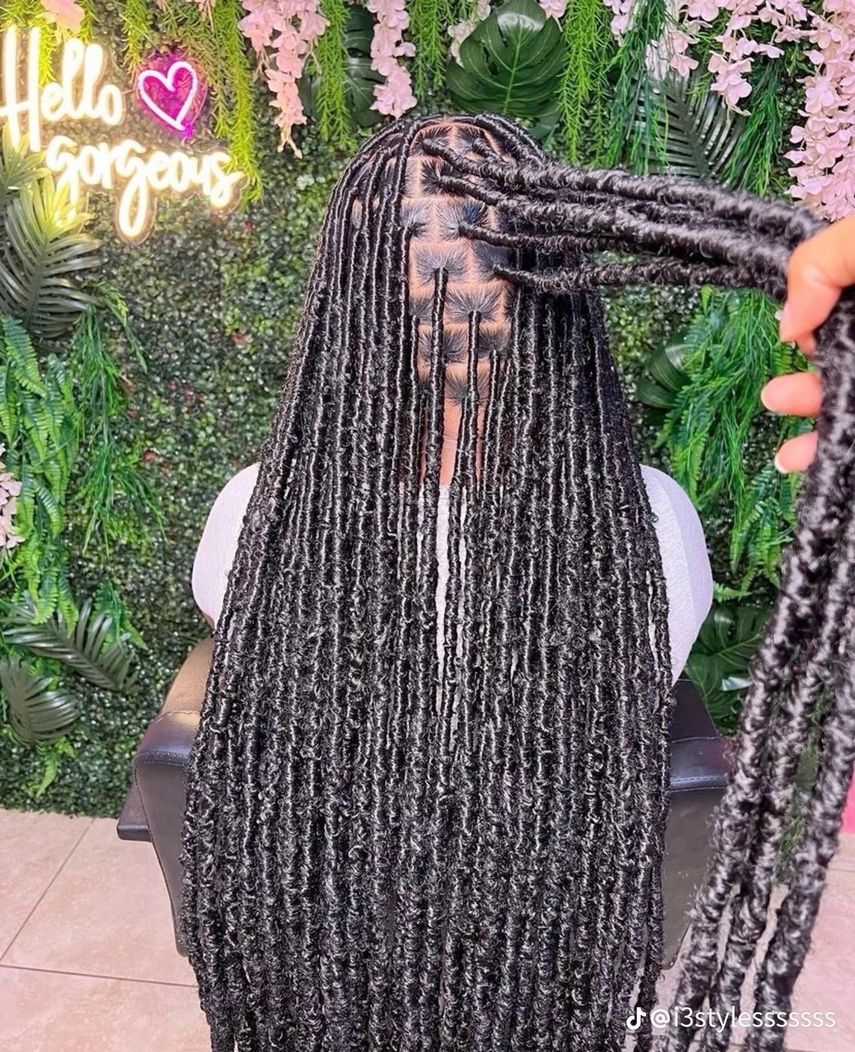Sasha locs(3-4hrs)